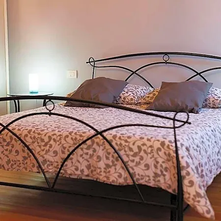 Casa Manfredi Bed & Breakfast 4*